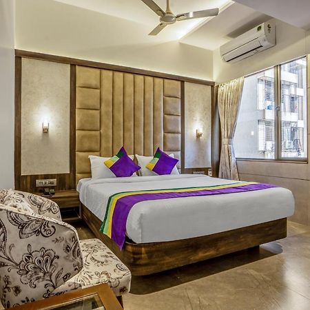 Treebo Premium Savera Inn Bombay Esterno foto