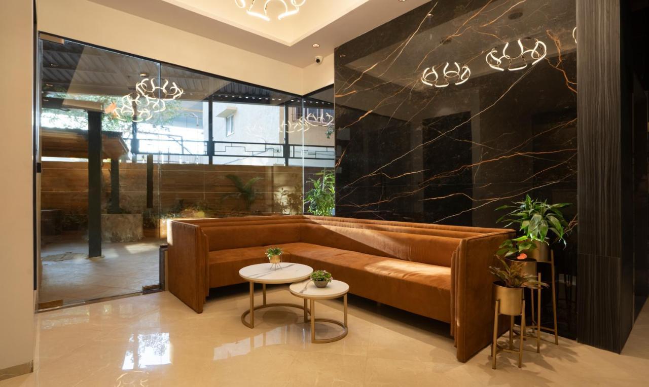 Treebo Premium Savera Inn Bombay Esterno foto